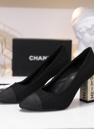 Chanel shoes black