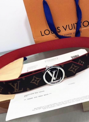 Louis Vuitton belt