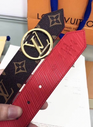 Louis Vuitton belt