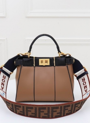 FENDI bag 23 cm