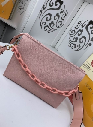 Louis Vuitton bag dimensions 25 x 20 x 5 cm