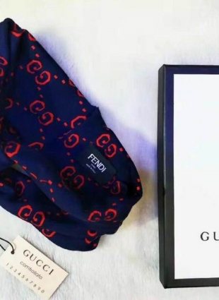 Gucci sports hair bands