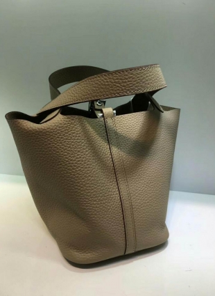 Hermes bag 22 cm
