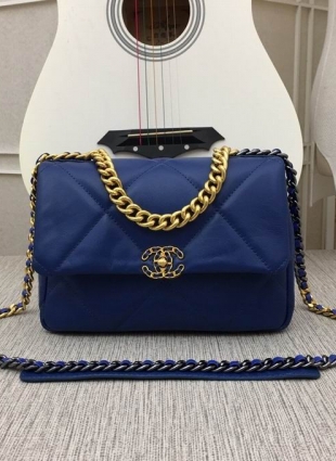 CHANEL bag