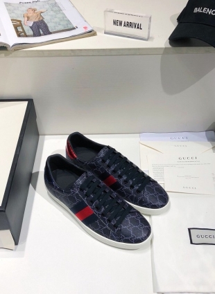 Gucci shoes