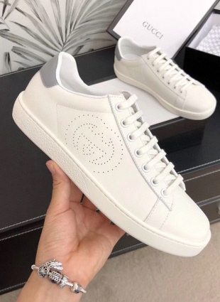 GG shoes