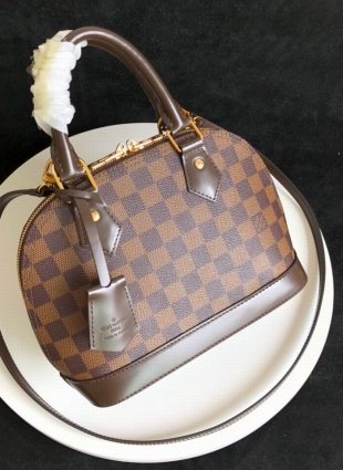 Louis Vuitton bag ALMA BB