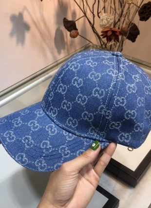 GG CAPS