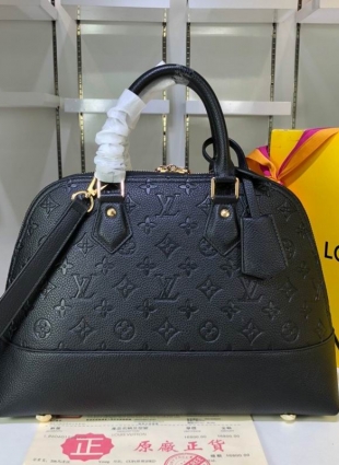 Louis Vuitton bag NEO ALMA PM