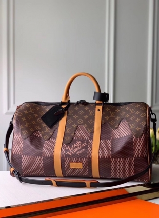 Louis Vuitton bag quality 1:1