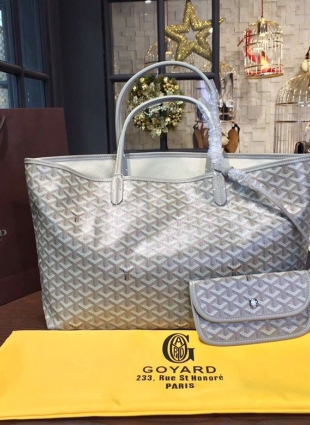 Goyard bag