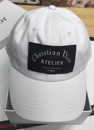Dior caps