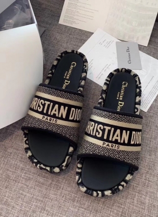 Dior shoes