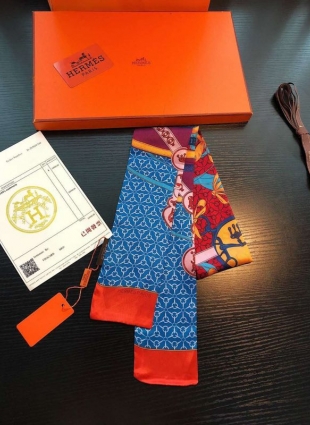 Hermes scarf