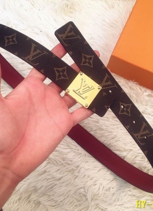 LOUIS VUITTON BELT