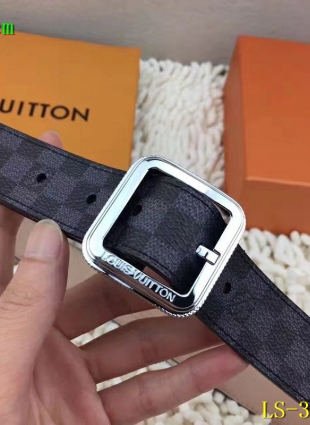 LOUIS VUITTON BELT