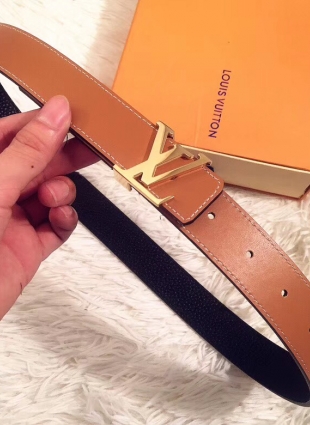 LOUIS VUITTON BELT