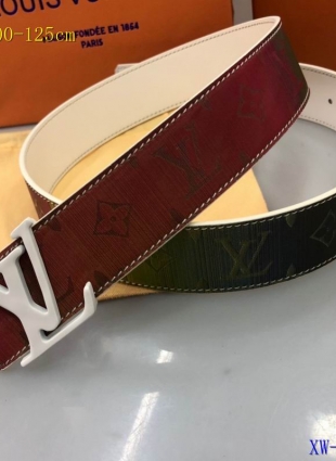 LOUIS VUITTON BELT