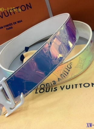 LOUIS VUITTON BELT