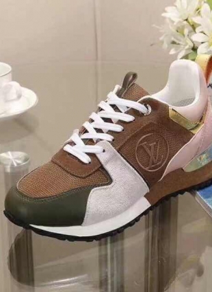 LOUIS VUITTON SNEAKERS