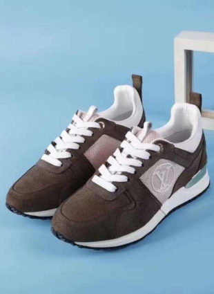 LOUIS VUITTON SNEAKERS
