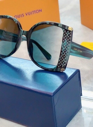 Louis Vuitton glasses