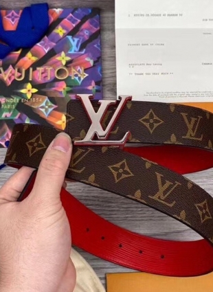 Louis Vuitton belt