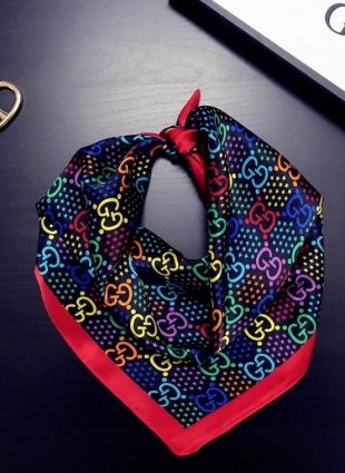 Gucci scarf