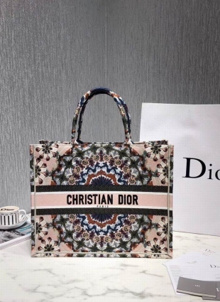 DIOR bag