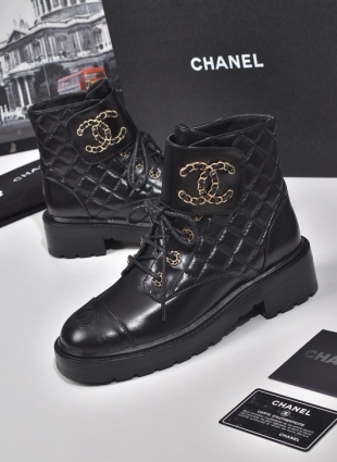 Chanel boots black