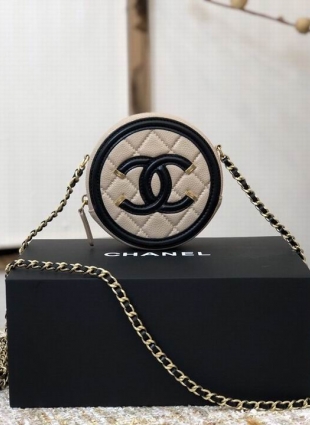 CHANEL bag